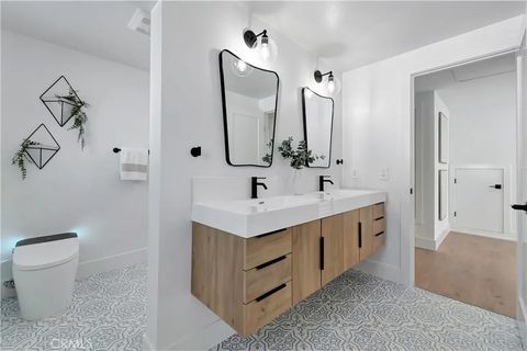 Tiny photo for 21211 Binghampton Circle, Huntington Beach, CA 92646 (MLS # OC25270084)