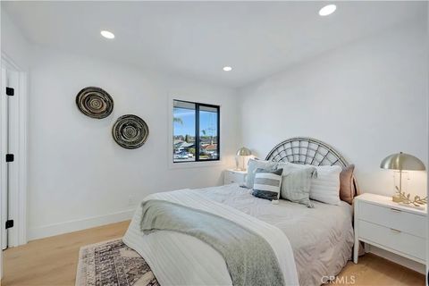 Tiny photo for 21211 Binghampton Circle, Huntington Beach, CA 92646 (MLS # OC25270084)