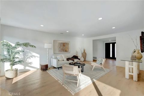 Tiny photo for 21211 Binghampton Circle, Huntington Beach, CA 92646 (MLS # OC25270084)