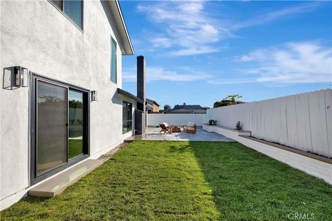 Tiny photo for 21211 Binghampton Circle, Huntington Beach, CA 92646 (MLS # OC25270084)