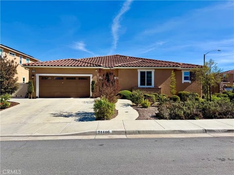 Photo of 34406 Blairwood ST, Murrieta, CA 92563 (MLS # SW26232263)