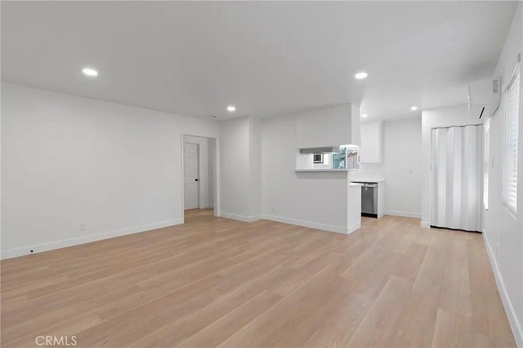 Photo of 748 Newport Avenue #3, Long Beach, CA 90804 (MLS # PW26014857)