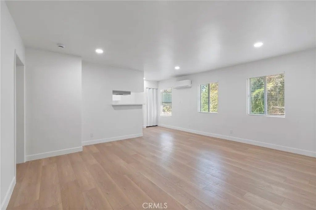 Photo of 748 Newport Avenue #3, Long Beach, CA 90804 (MLS # PW26014857)