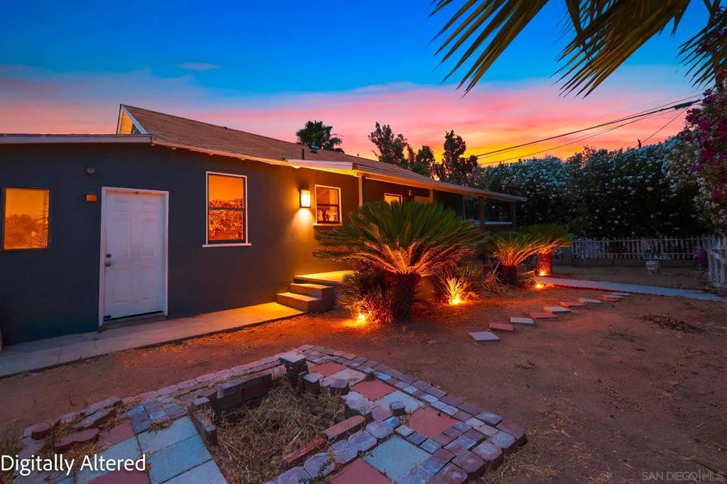 Photo of 33220 Baldwin Blvd, Lake Elsinore, CA 92530 (MLS # 260018422)