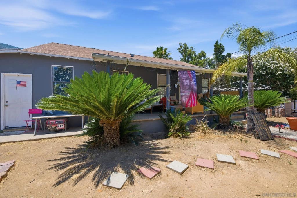 Photo of 33220 Baldwin Blvd, Lake Elsinore, CA 92530 (MLS # 260018422)