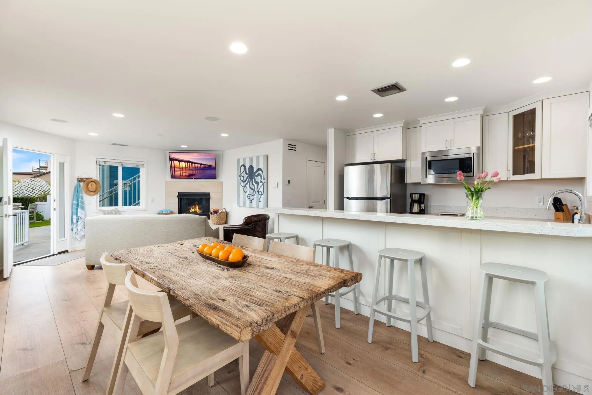 5112 #3 Saratoga Ave 3