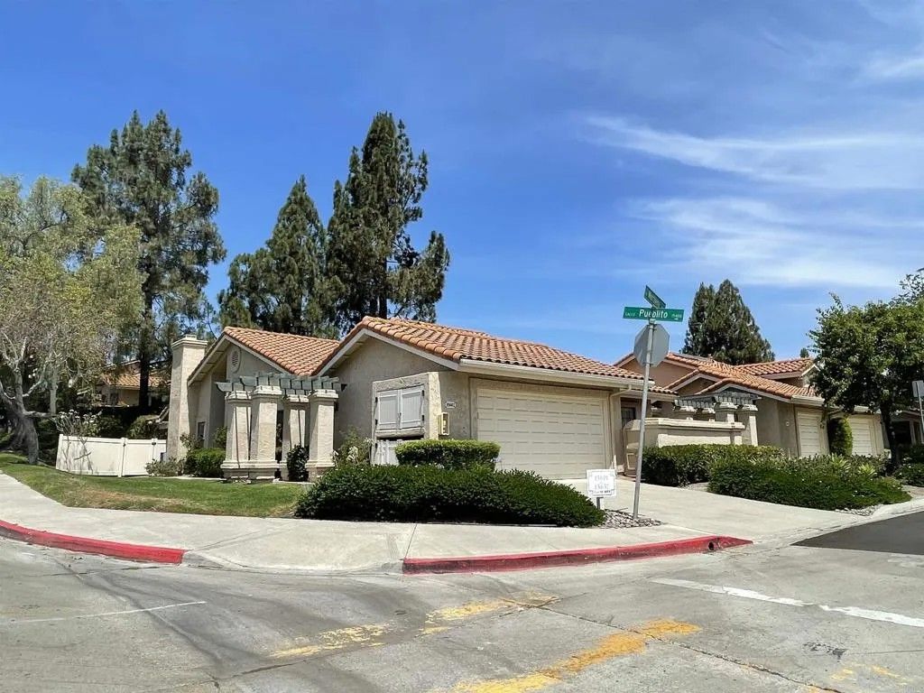 Photo of 15602 Via Marchena, San Diego, CA 92128 (MLS # NDP2604568)