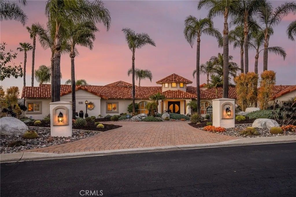 Photo of 31402 Lake Vista Circle, Bonsall, CA 92003 (MLS # SW26067974)