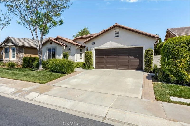 1686 Piper Creek