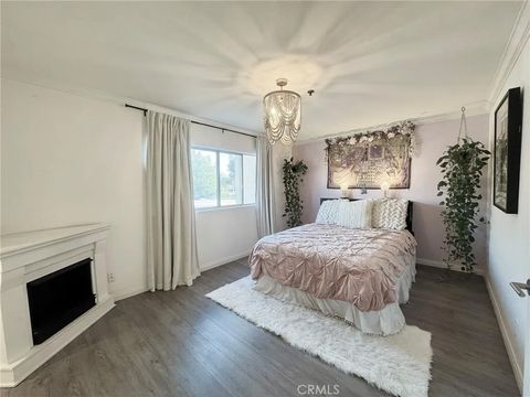 Tiny photo for 13801 Oxnard St #206, Valley Glen, CA 91401 (MLS # SR25232021)