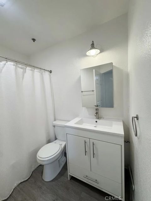 Tiny photo for 13801 Oxnard St #206, Valley Glen, CA 91401 (MLS # SR25232021)