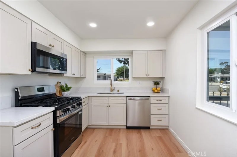 26406 Cherry Hills