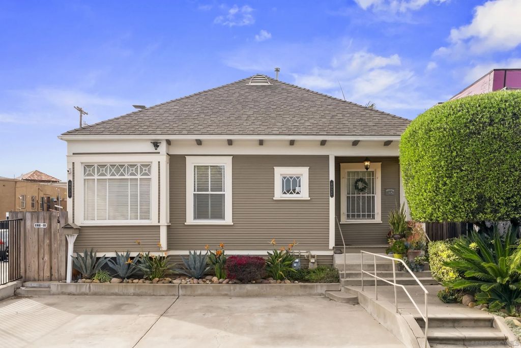 Photo of 4020-22 Front St, San Diego, CA 92103 (MLS # 260008843)