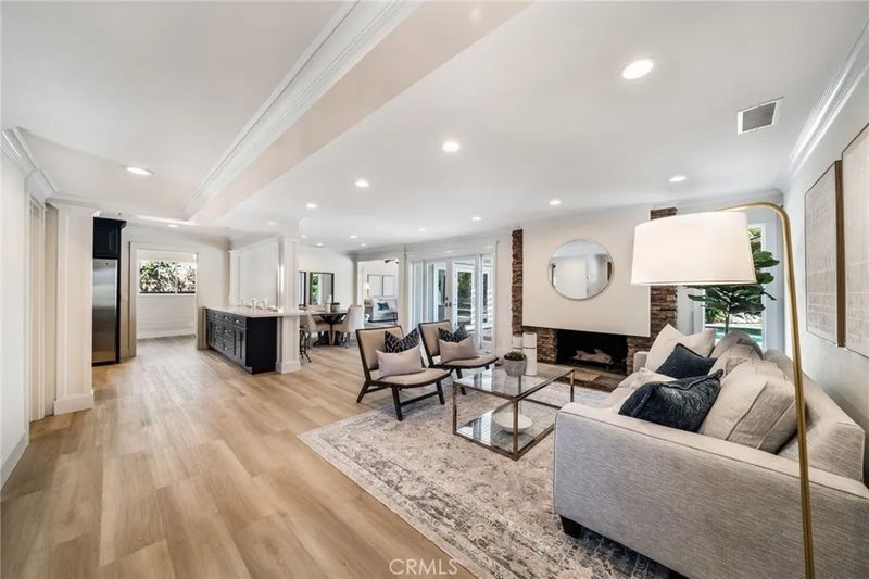 24296 Via Aquara Avenue