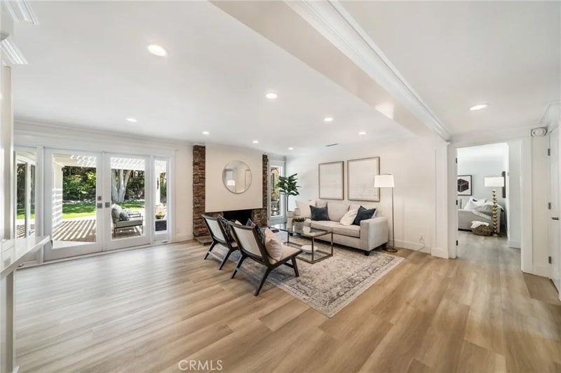 24296 Via Aquara Avenue