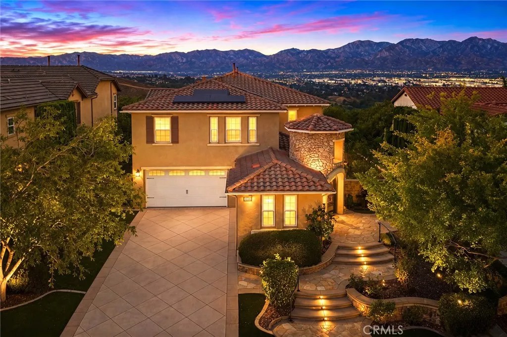 4046 Lauren Ridge Drive
