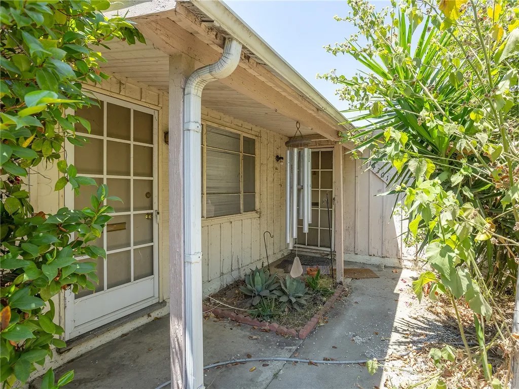 14301 Roscoe