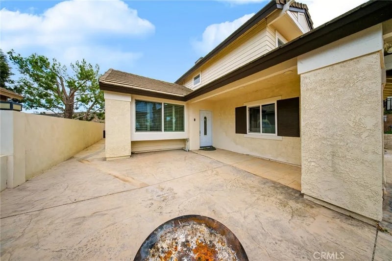12043 Redwood
