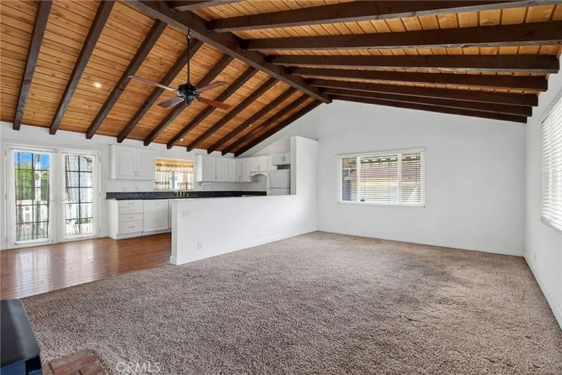 1811 James Place