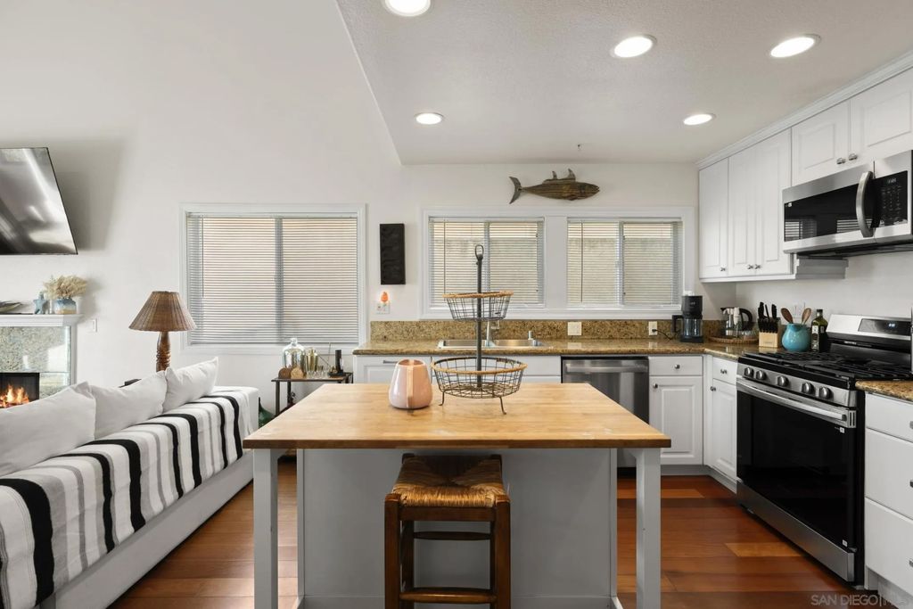 Photo of 700 #A Seacoast Dr, Imperial Beach, CA 91932 (MLS # 250044410)