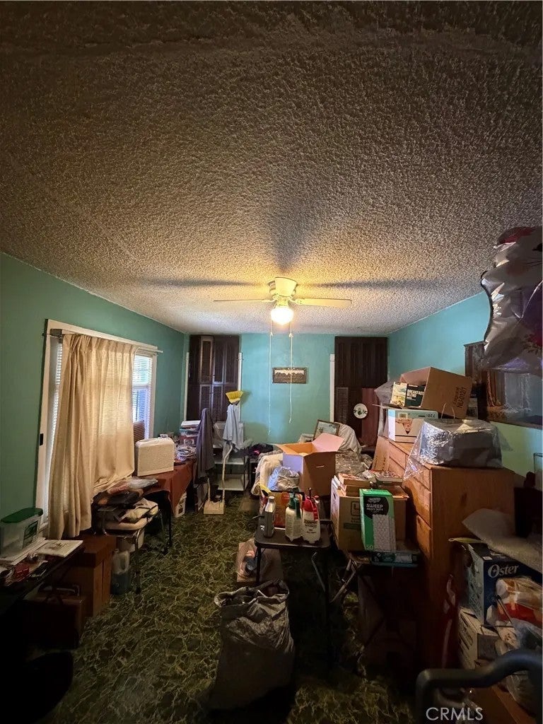1331 W 92nd