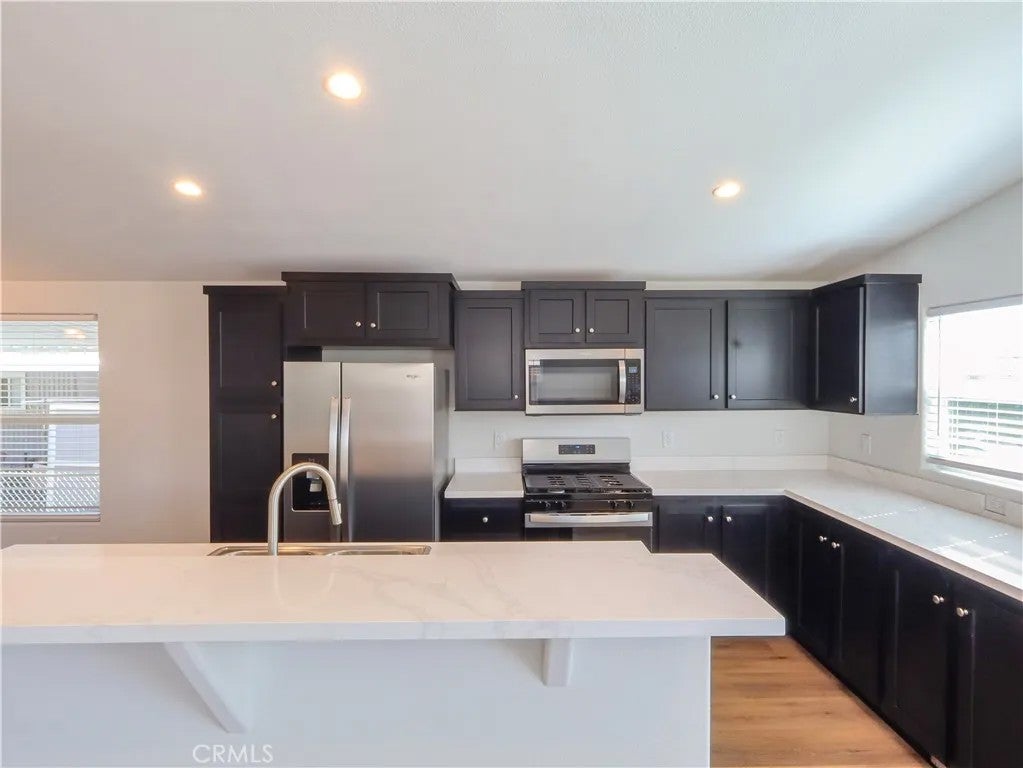 2300 S Sultana 214