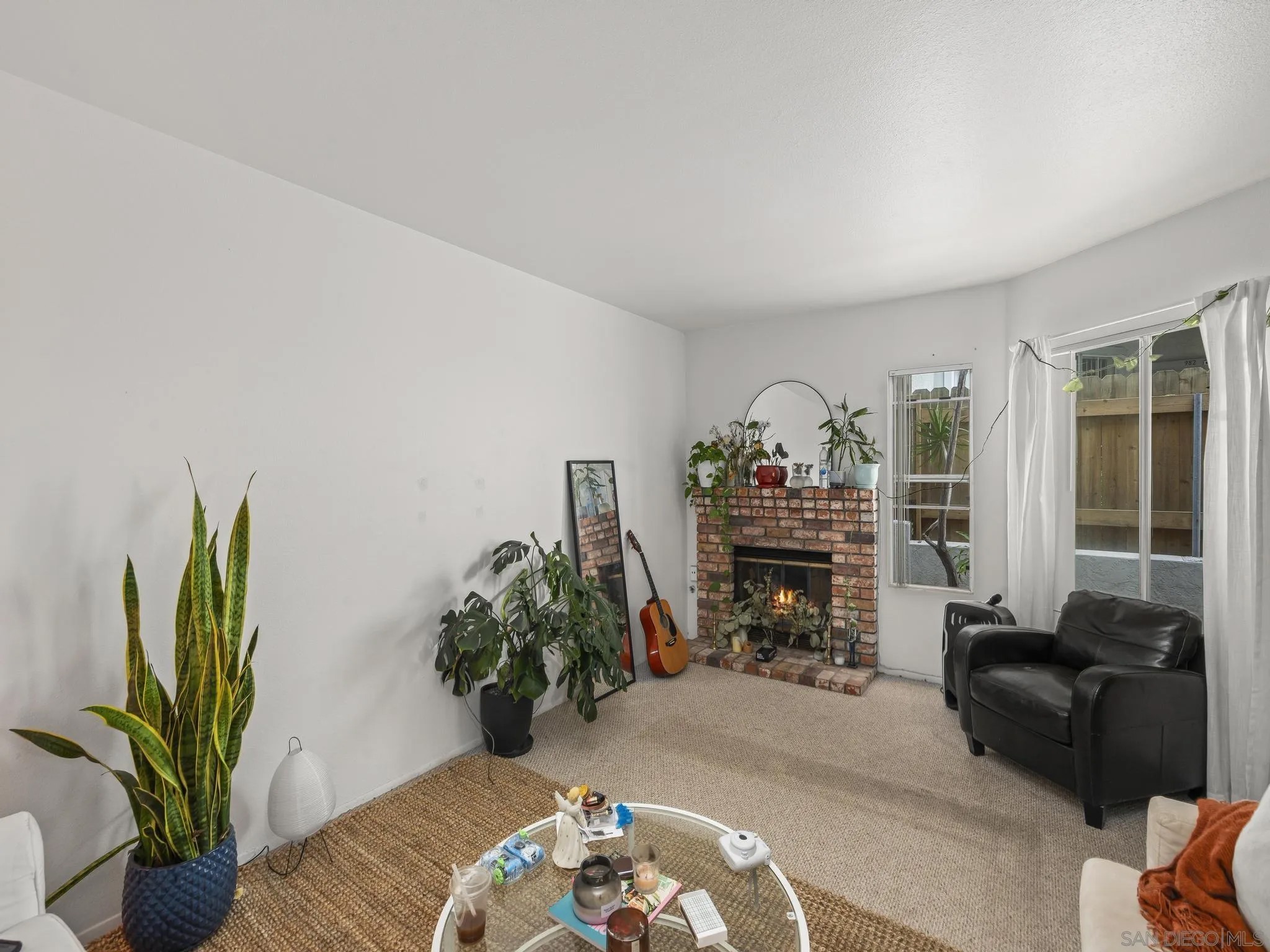 976 Sapphire Street