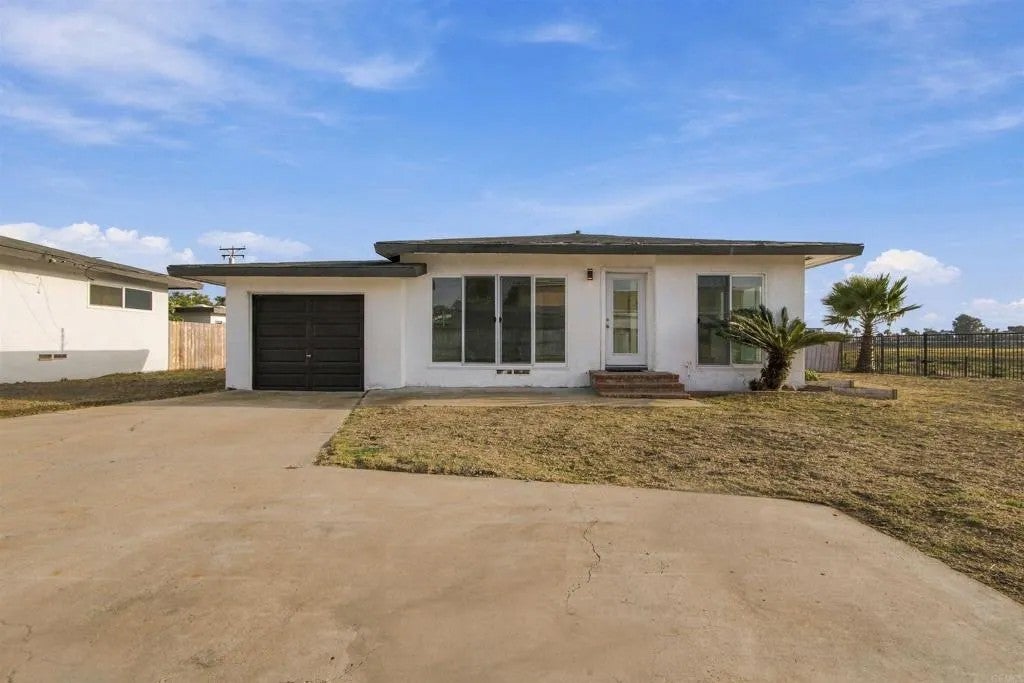 Photo of 464-68 7th Street, Imperial Beach, CA 91932 (MLS # PTP2606915)