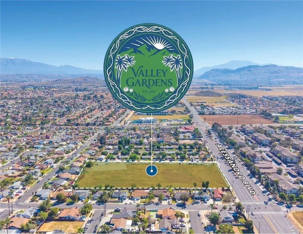 Photo of 13989 Moreno Rose Pl, Moreno Valley, CA 92553 (MLS # CV26068188)