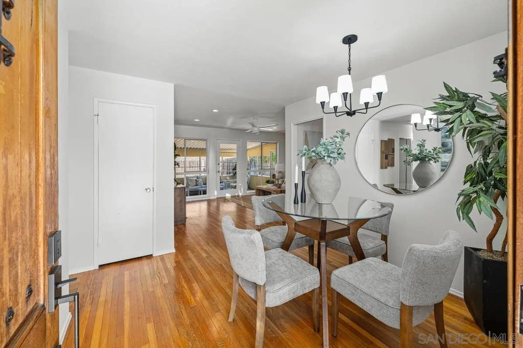 Photo of 5936 Lake Murray Blvd, La Mesa, CA 91942 (MLS # 260011285)
