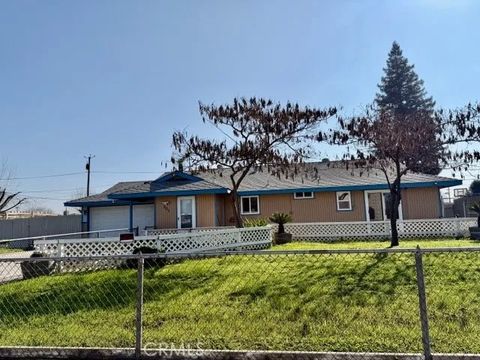 Photo of 201 Monterey Ave, Chowchilla, CA 93610 (MLS # MD26031118)