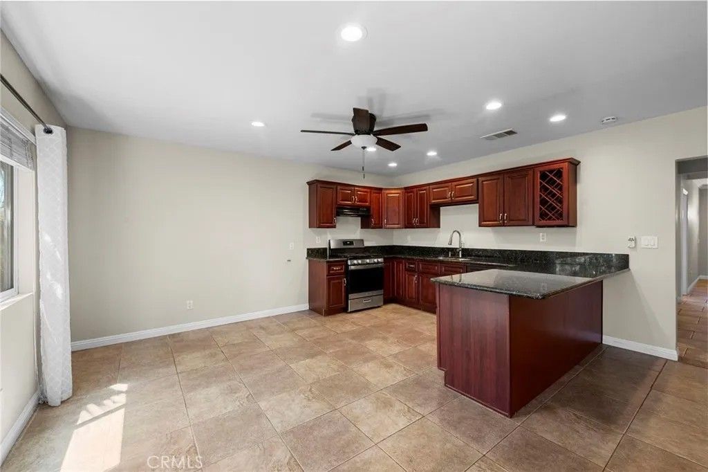 Photo of 9331 La Vine ST, Rancho Cucamonga, CA 91701 (MLS # CV26096590)