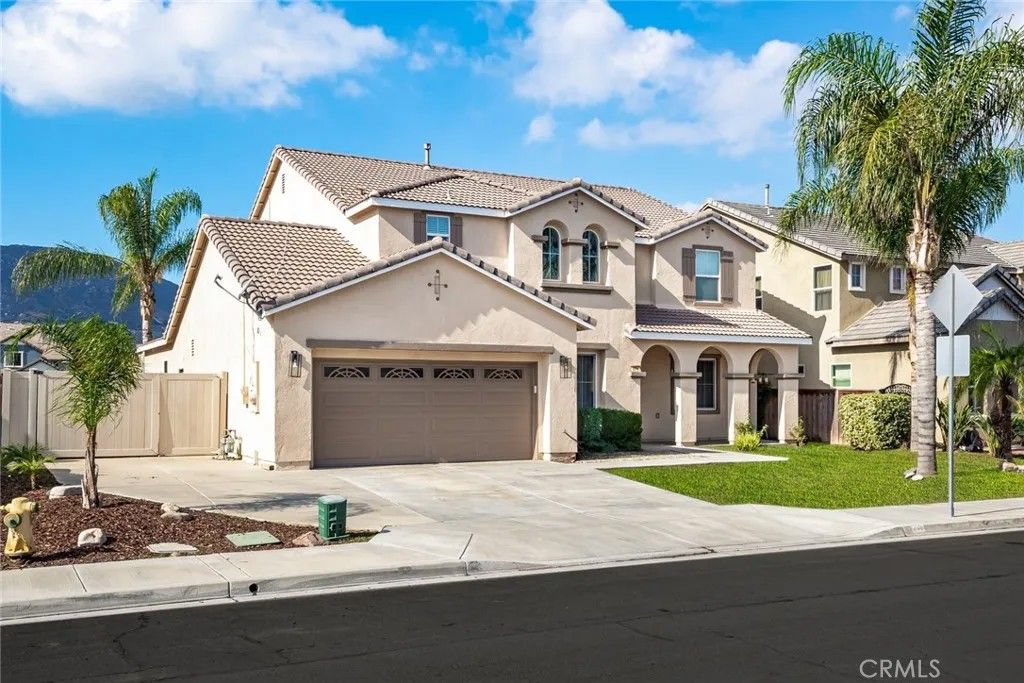 Photo of 476 Peregrine Ln, San Jacinto, CA 92582 (MLS # OC25256364)