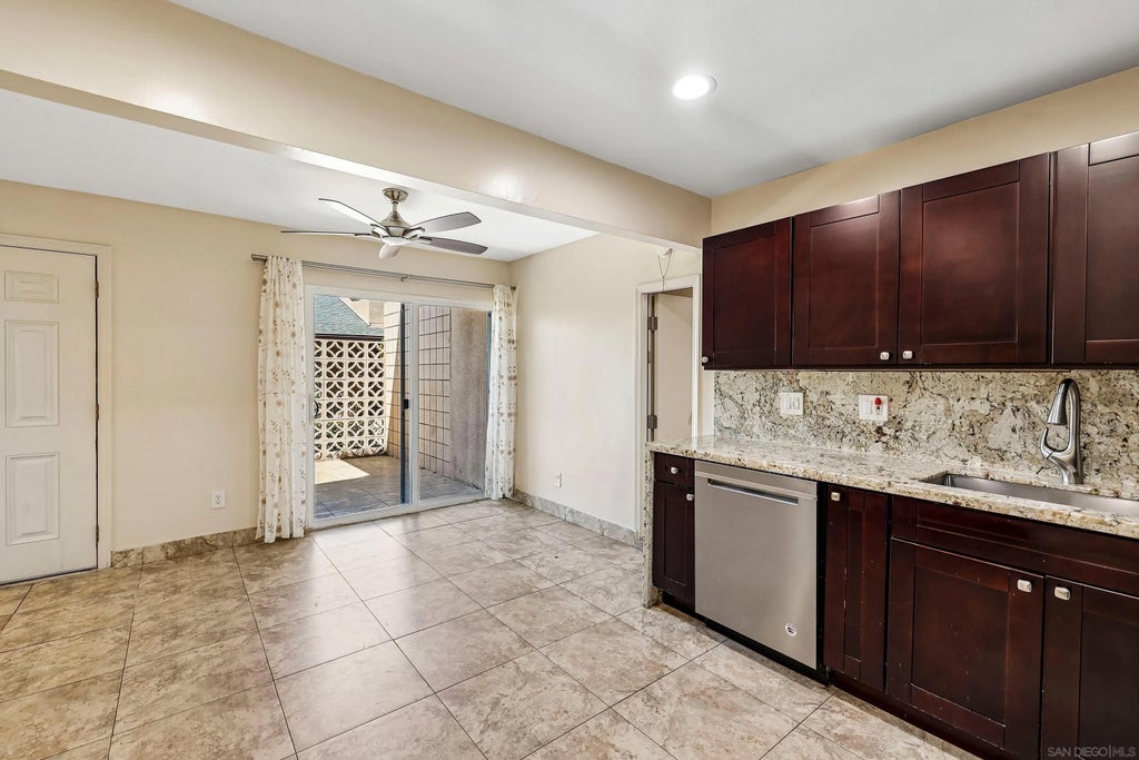 Photo of 559 Oakdale LN #3, El Cajon, CA 92021 (MLS # 260023732)