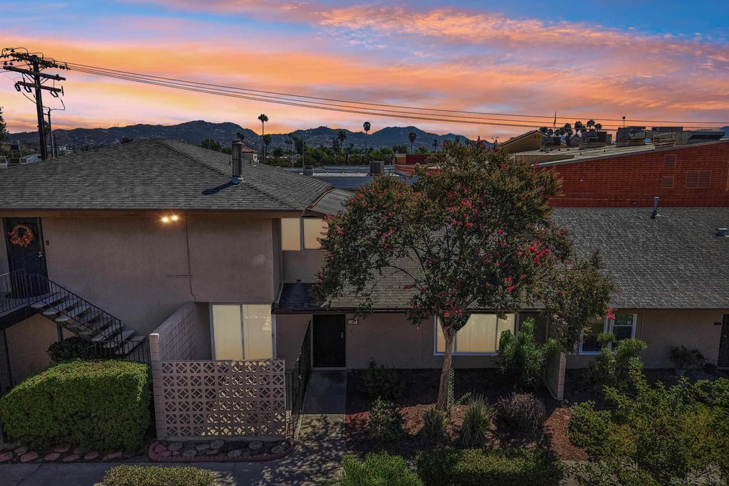 Photo of 559 Oakdale LN #3, El Cajon, CA 92021 (MLS # 260023732)