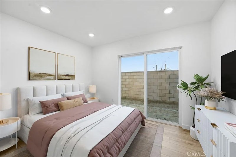 2520 Reel Street