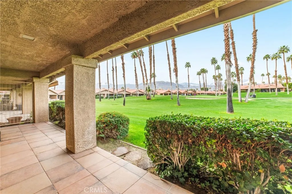 81 Camino Arroyo South