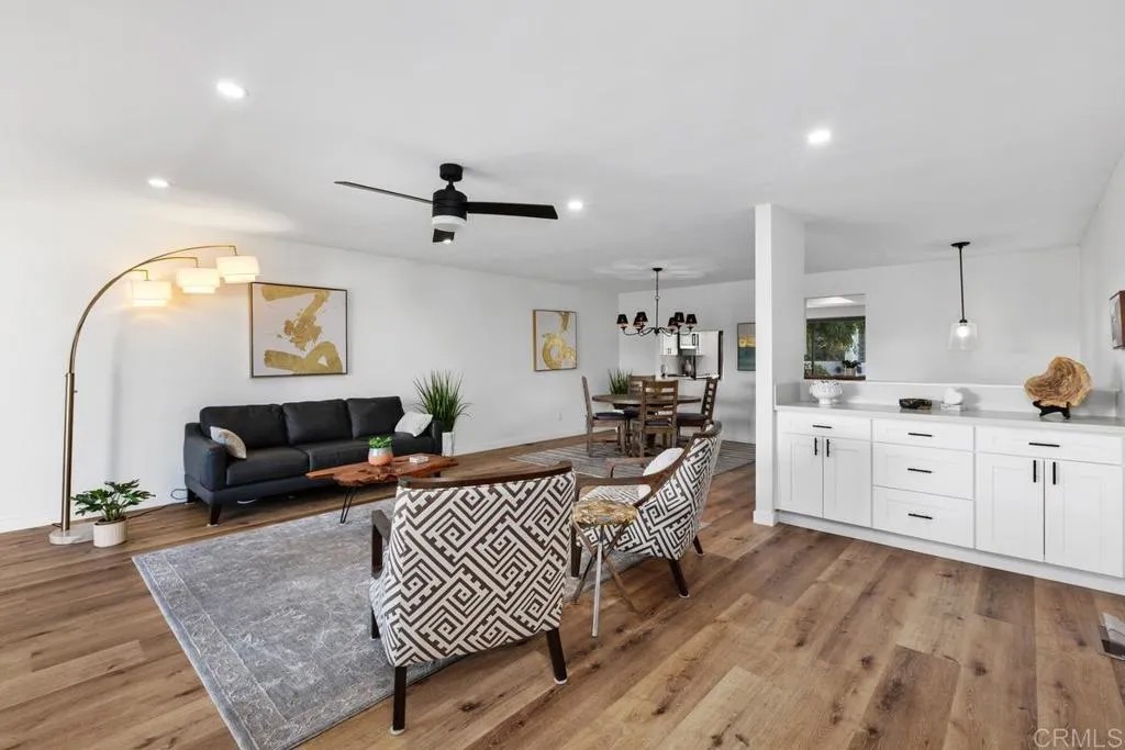 7306 Alicante Road 2