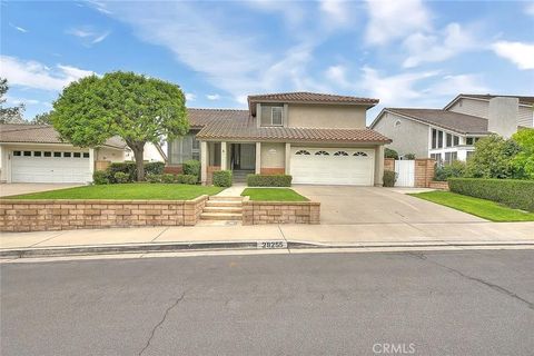 Photo of 28255 Flechas, Mission Viejo, CA 92692 (MLS # OC26109312)