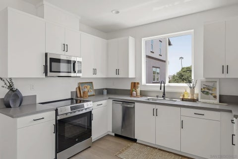 Photo of 305 Ishaan Ln, San Marcos, CA 92069 (MLS # 260014862)