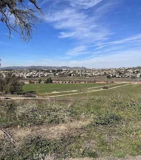 30925 Nicolas Road Temecula CA 92591