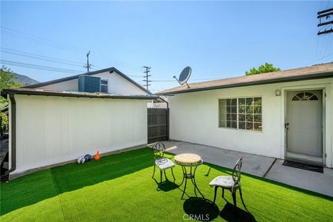 Tiny photo for 7577 Valaho Drive, Tujunga, CA 91042 (MLS # GD25252547)