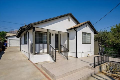 Tiny photo for 7577 Valaho Drive, Tujunga, CA 91042 (MLS # GD25252547)