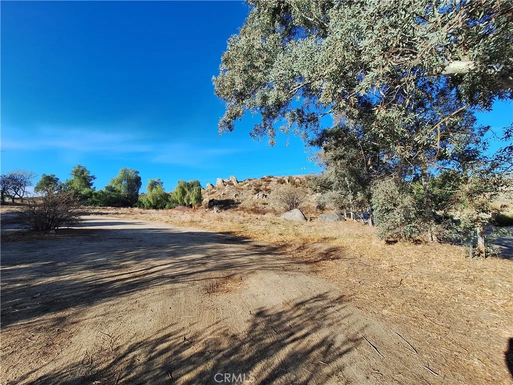 71 Juniper Flats