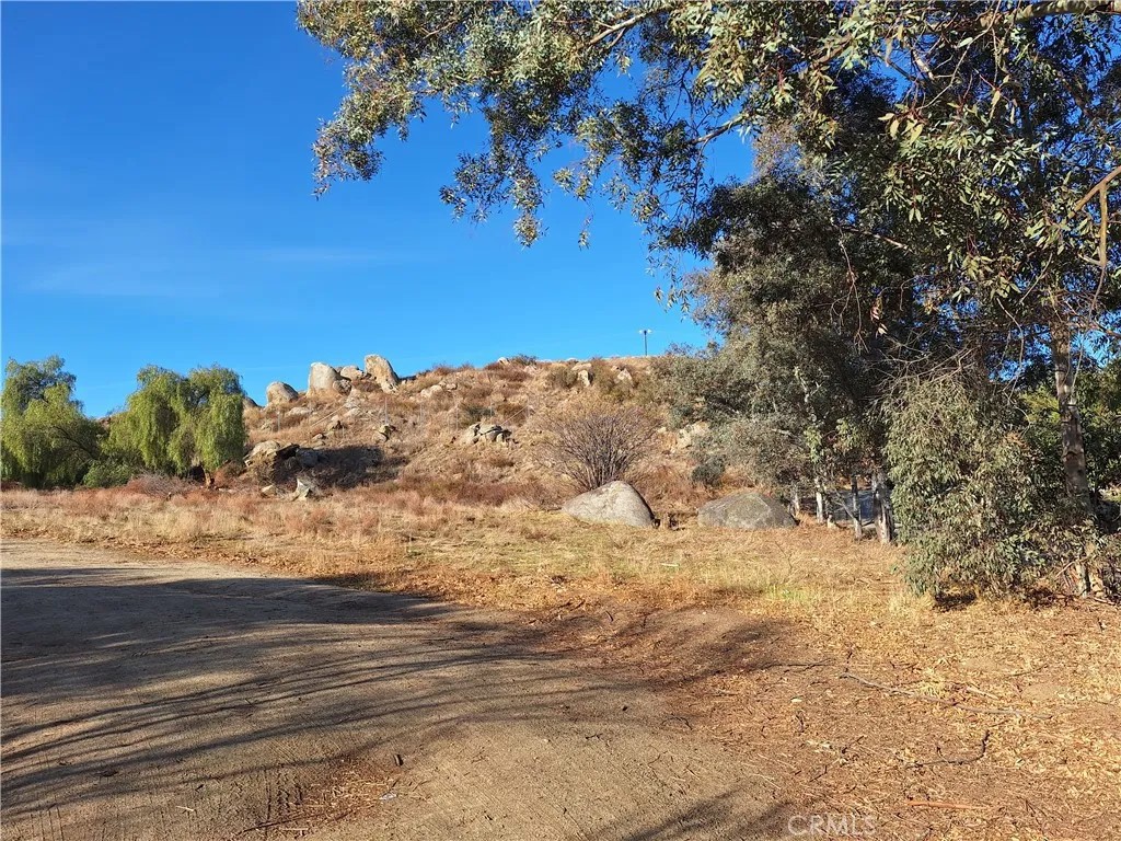 71 Juniper Flats