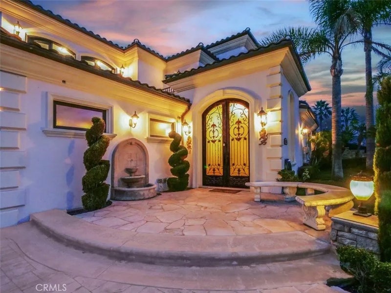 30150 Palos Verdes Drive West