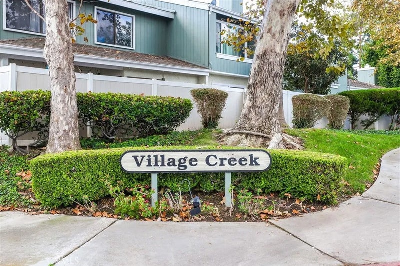 936 Hollow Brook