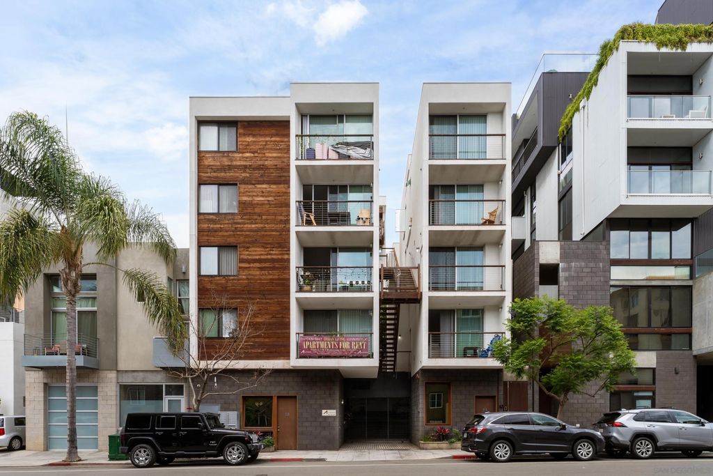 Photo of 1941 Columbia St, San Diego, CA 92101 (MLS # 250043828)