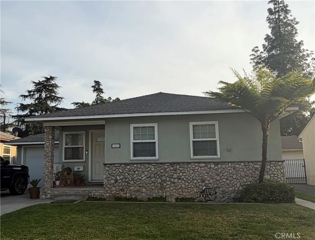 11532 Wildflower
