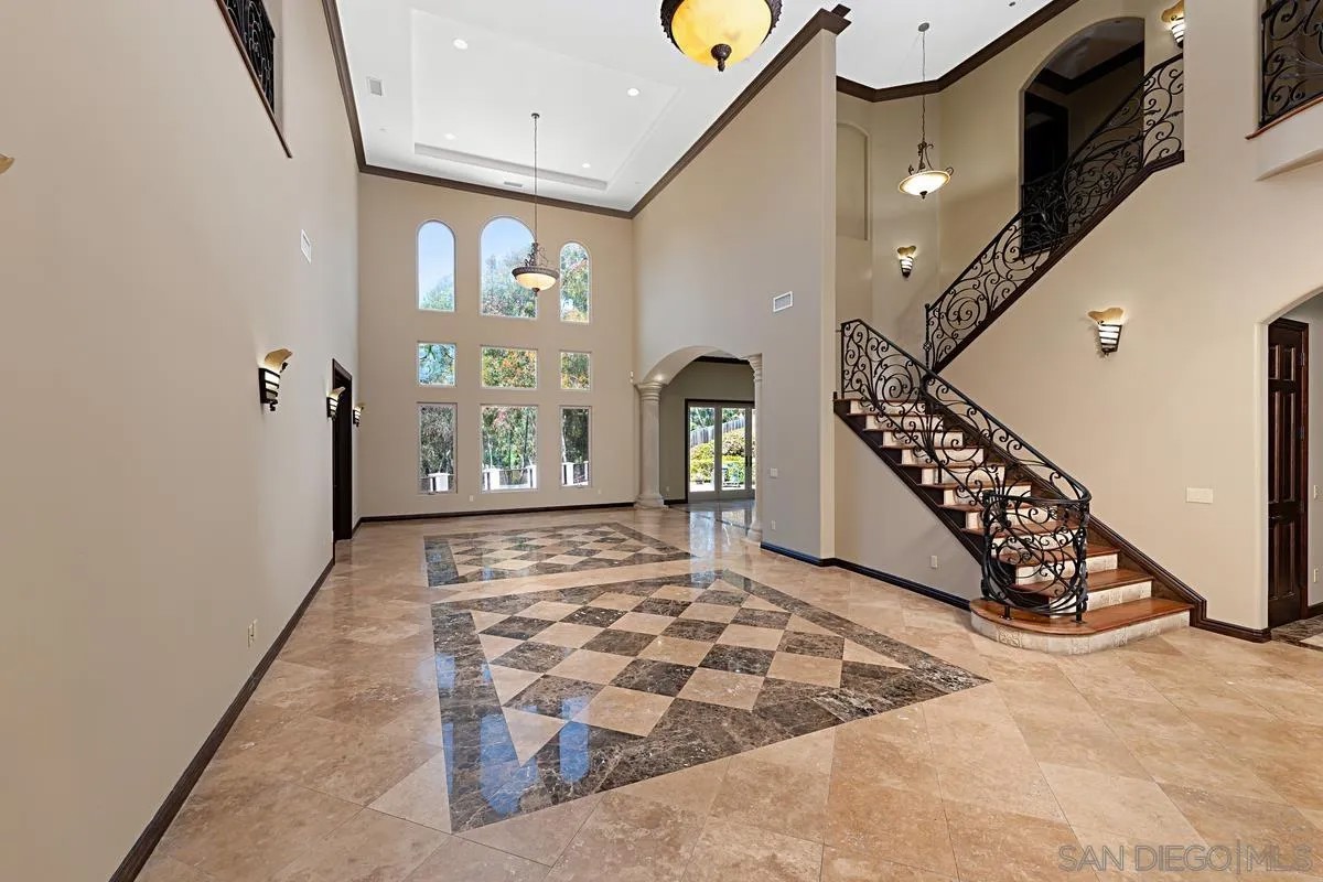 3745 Vista Pointe